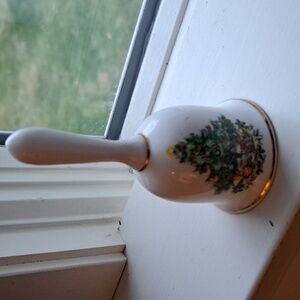 Fine bone China Christmas bell